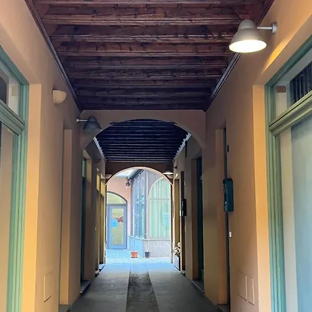 Interno Via Garibaldi