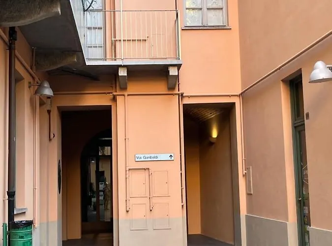 Interno Via Garibaldi ホテル *